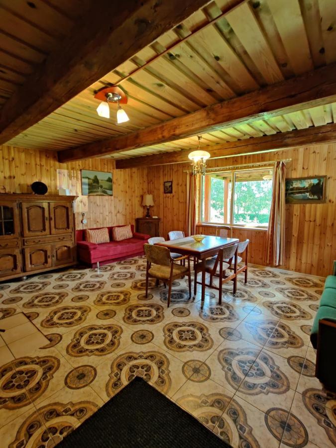 Villa Zalioji Paduyelis Exterior foto