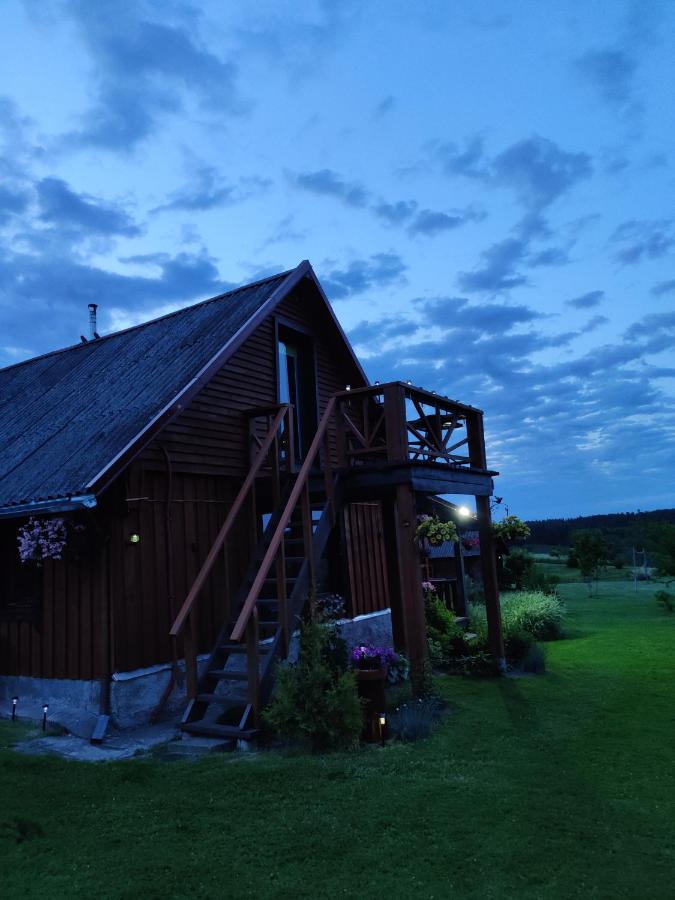 Villa Zalioji Paduyelis Exterior foto